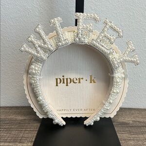 Piper K White Pearl 'Wifey' Headband 💍🤍